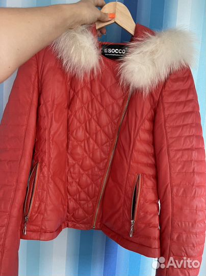 Женский кожаный пуховик размер 44