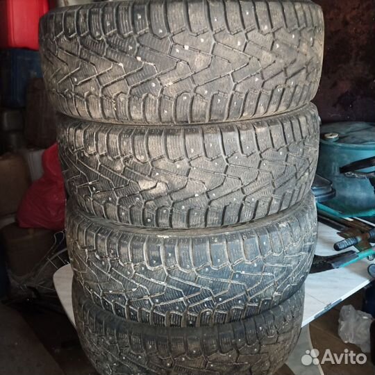 Pirelli Ice Zero 205/55 R16
