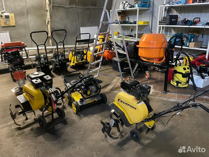 Аренда мозаично-шлифовальной машины СПБ на Парнасе