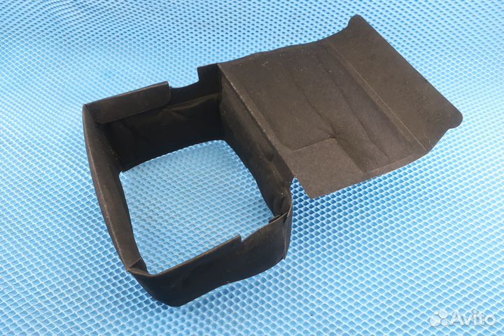 Кожух акб Skoda Superb 3