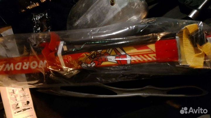 Лыжный комплект детский (лыжи и палки)