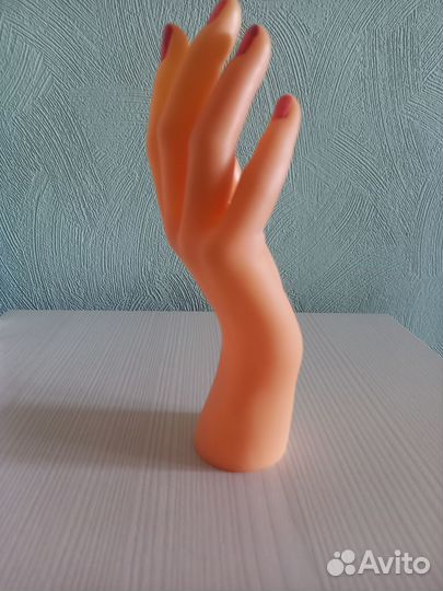 Рука от женского манекена