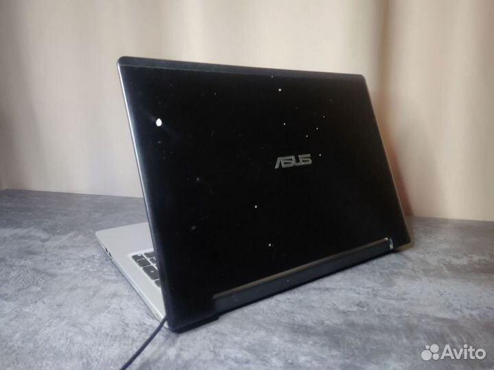 Мощный ноутбук Asus