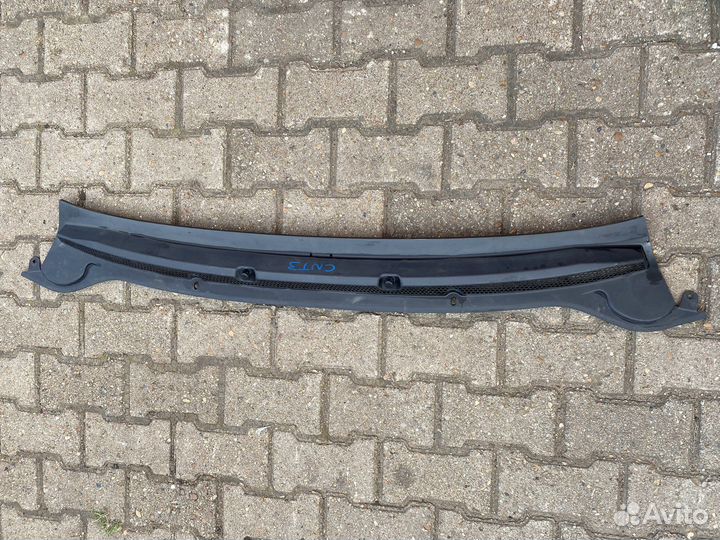 Решетка стеклоочистителя Opel Astra J