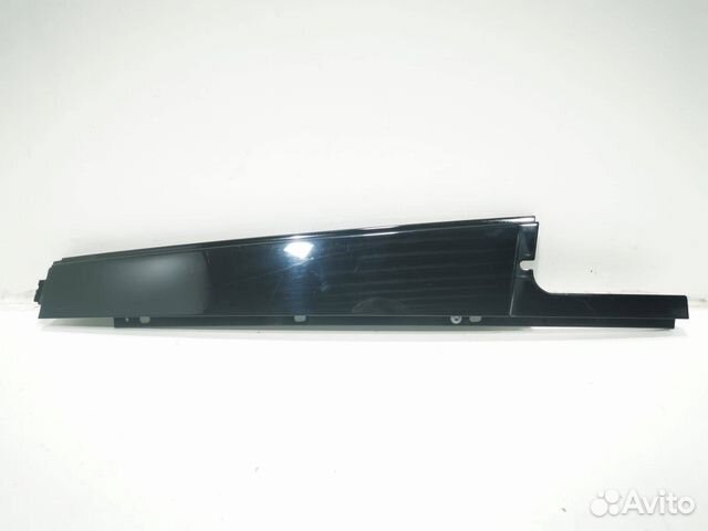 Молдинг двери задней правой Land Rover Range Rover