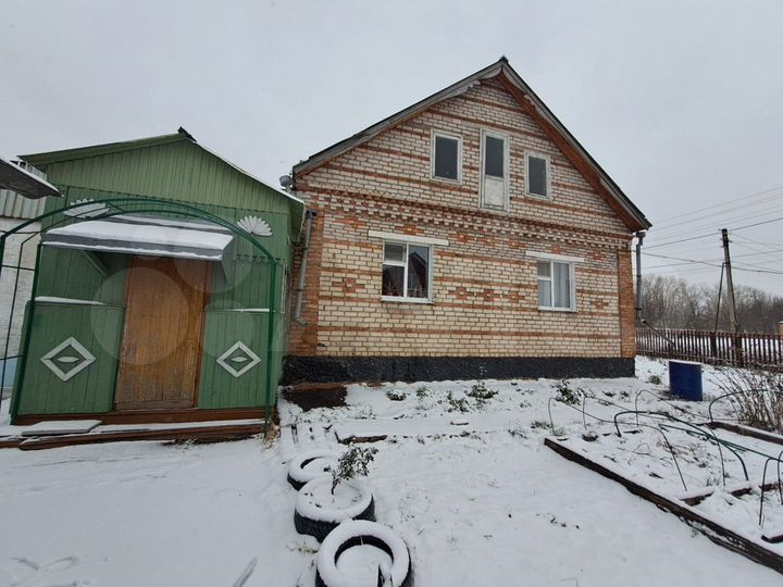 Дом 100 м² на участке 8,5 сот.