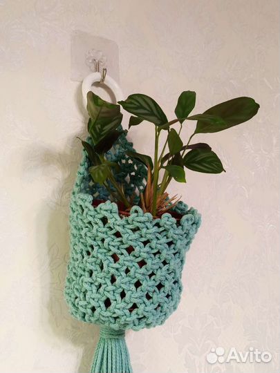Кашпо подвесное настенное макраме