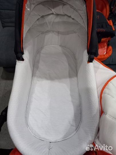 Детские коляска Zippy 3в1