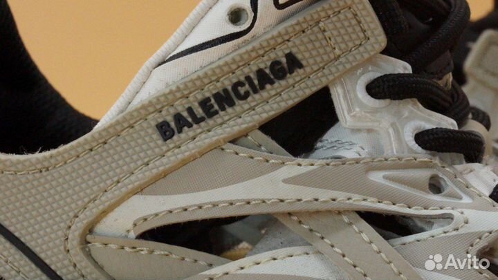 Кроссовки Balenciaga runner