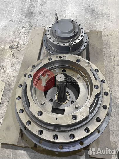 Редуктор хода EC290CLD 14569763
