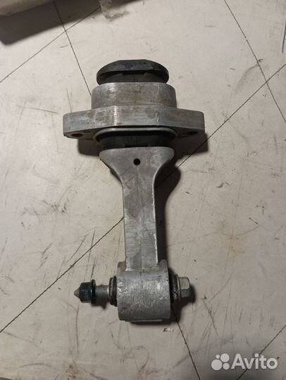 Подушка двигателя Рио 3 Солярис