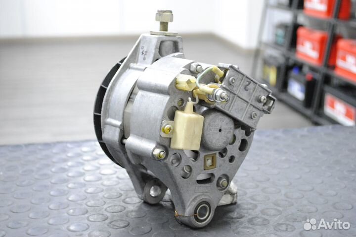 Генератор Ваз-2105, Ваз-2107 до 1994 г.в. б/у