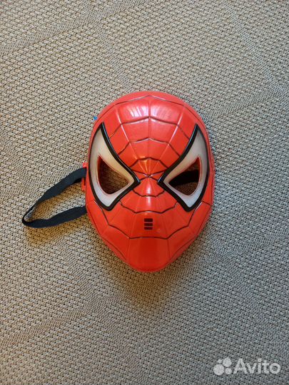Маска человека паука