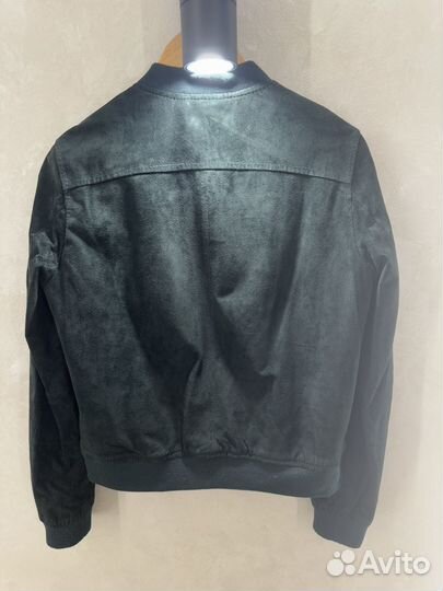 Бомбер кожаный Stradivarius