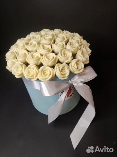 Шоколадные Розы - 37 шт в Шляпной Коробке