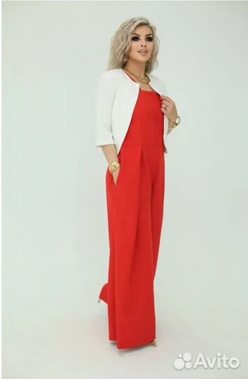 Костюм женский