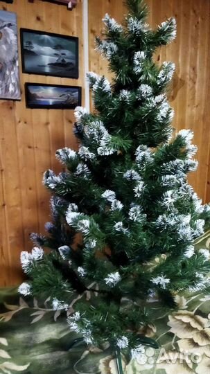 Елка искусственная заснеженная 140 см