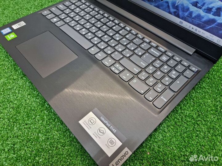 Игровой Lenovo Core i5 8265u/256ssd/mx 110 2gb