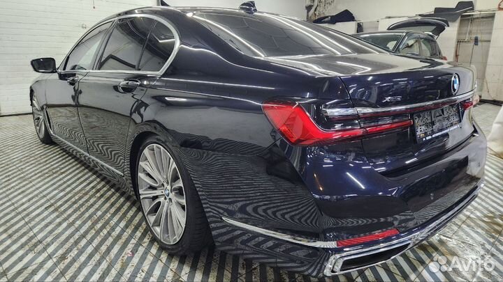 BMW 7 серия 4.4 AT, 2019, битый, 27 000 км