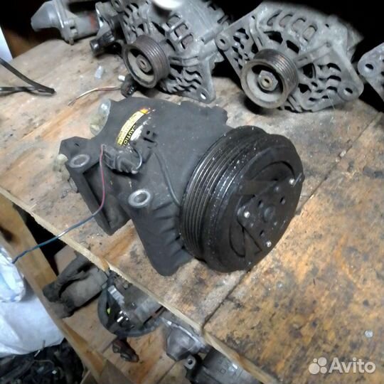 Компрессор кондиционера Ниссан almera N16