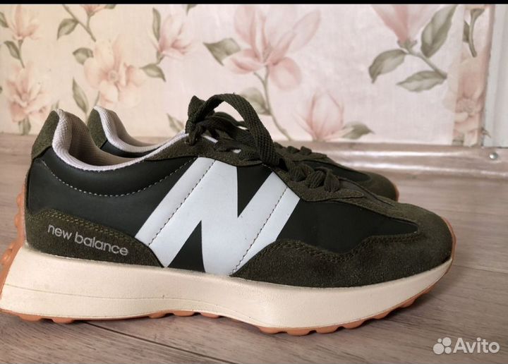 Кроссовки женские new balance