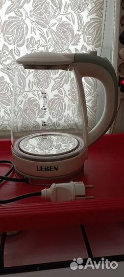 Чайник электрический стеклянный новый