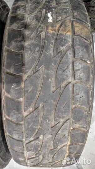 Bridgestone Dueler A/T 275/70 R16