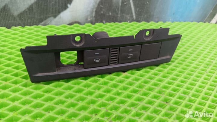 Кнопка обогрева аварийки Ford Focus ll
