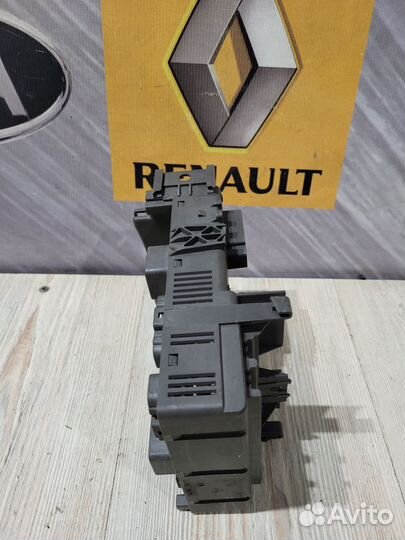 Блок предохранителей Renault laguna 2