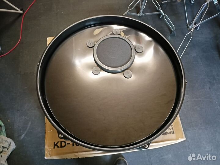 Roland KD-180L-BK