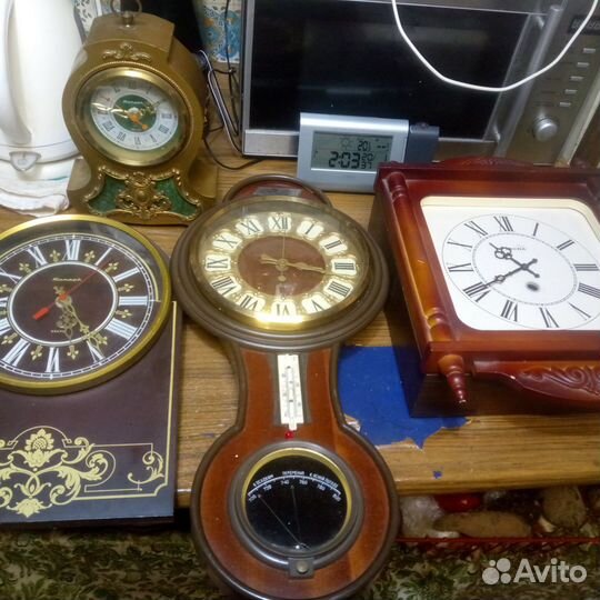 Настольные часы