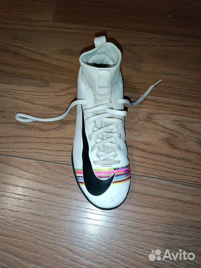 Футзалки nike mercurial 38,5