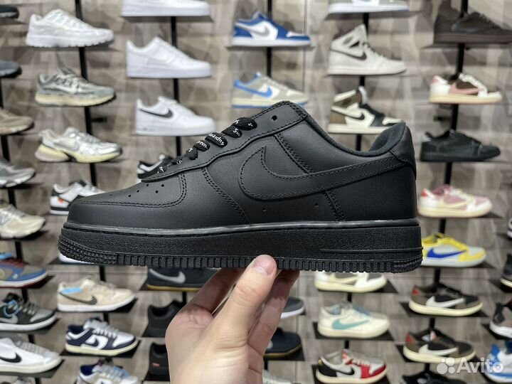 Nike Supreme Black