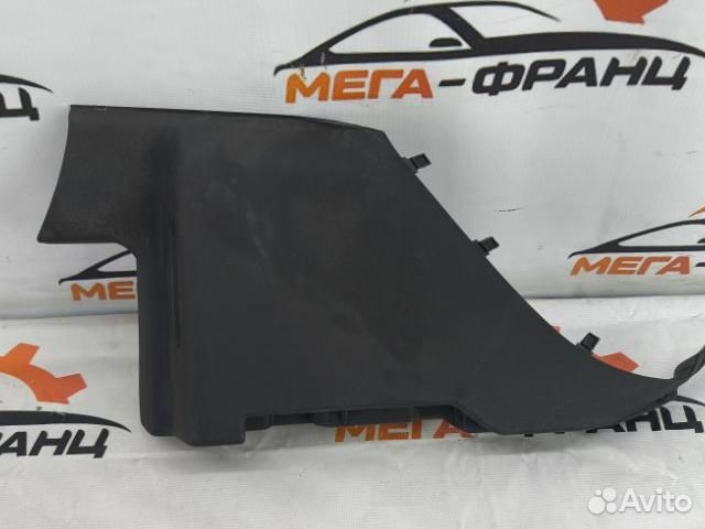 Обшивка багажника правая Citroen C4 хэтчбек 5FW