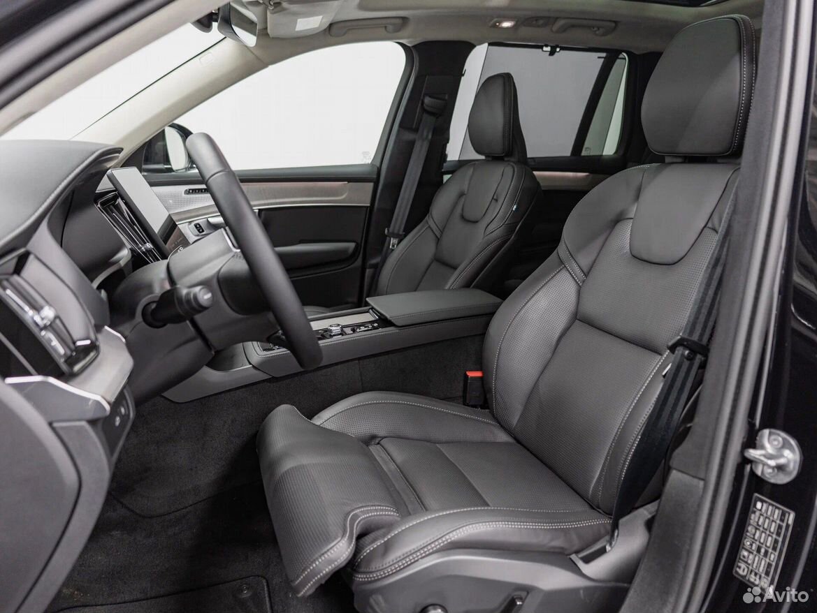 Volvo XC90 2.0 AT, 2025, 14 700 км