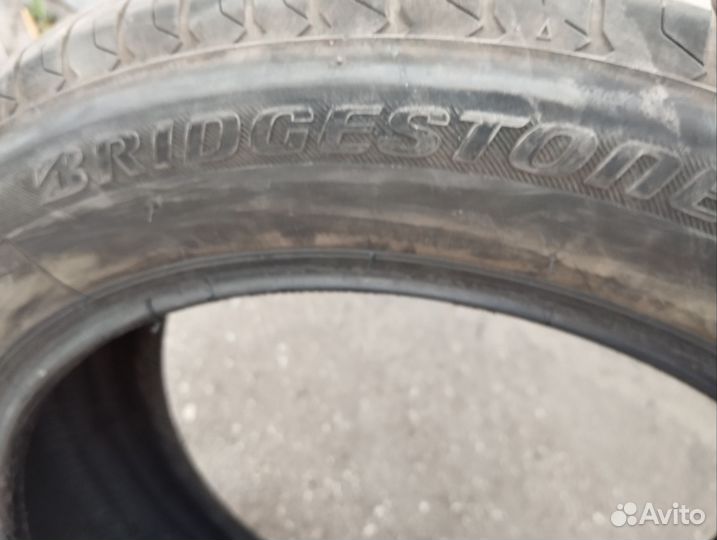 Bridgestone Turanza T001 215/55 R17