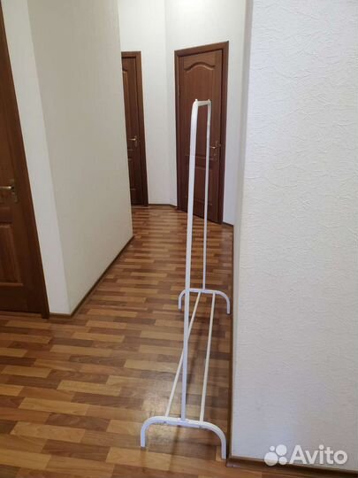 Вешалка для одежды напольная металлическая(007)