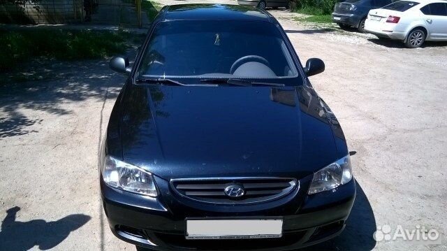 Бампер передний Hyundai Accent Черный