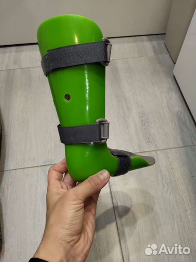 Тутор на голеностопный сустав правый 18 размер