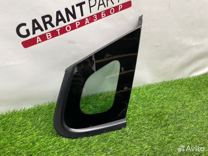 Форточка кузова задняя правая Kia Optima JF 2.0