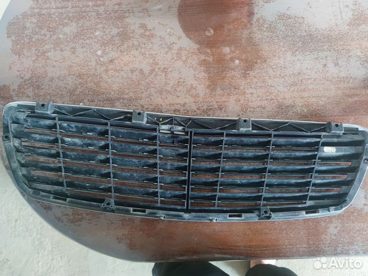Решетка радиатора mercedes w211