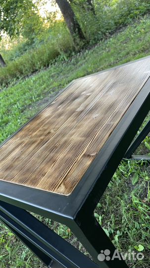 Стол в стиле лофт