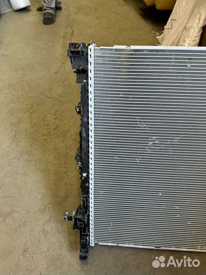Радиатор охлаждения BMW X5M F95 X6M F96