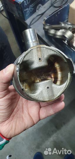 Поршень мотор Honda B18C tuning.то