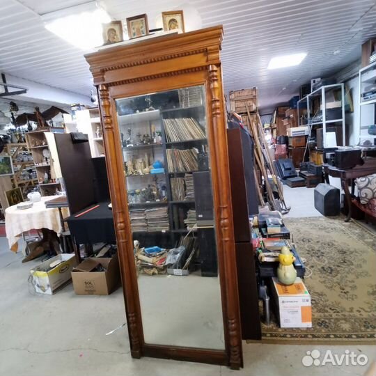 Антикварное зеркало