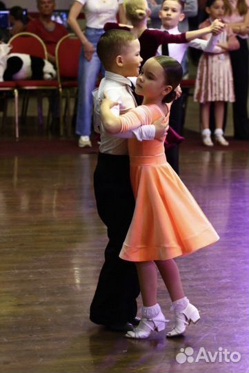 Рейтинговое платье 122 128 закрытый регилин Бархат