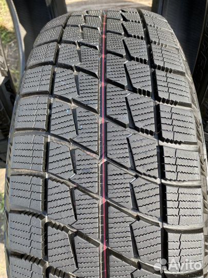 Bridgestone Ice Partner 215/60 R17