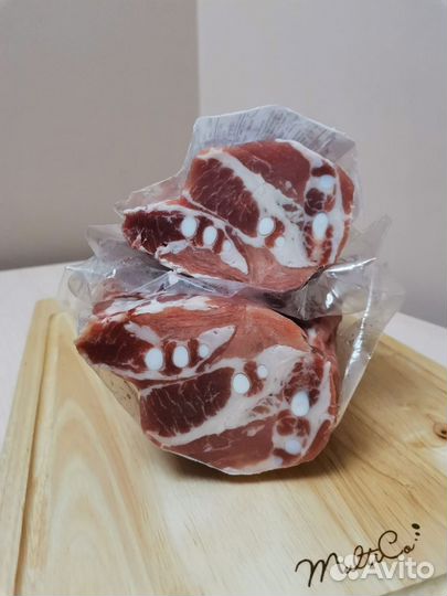 Рулька свиная (на кости), 