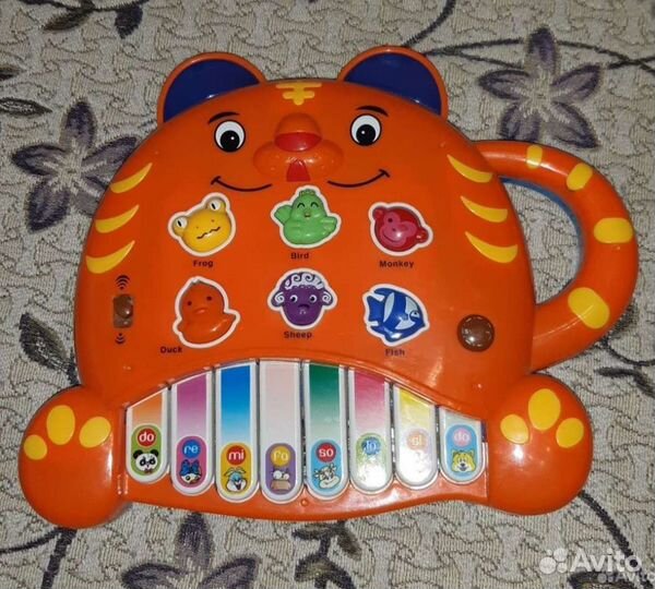 Развивающий кубик-сортер,пианинно