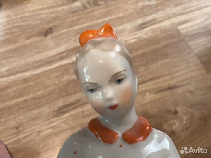 СССР статуэтка девочка с кроликом винтаж старина